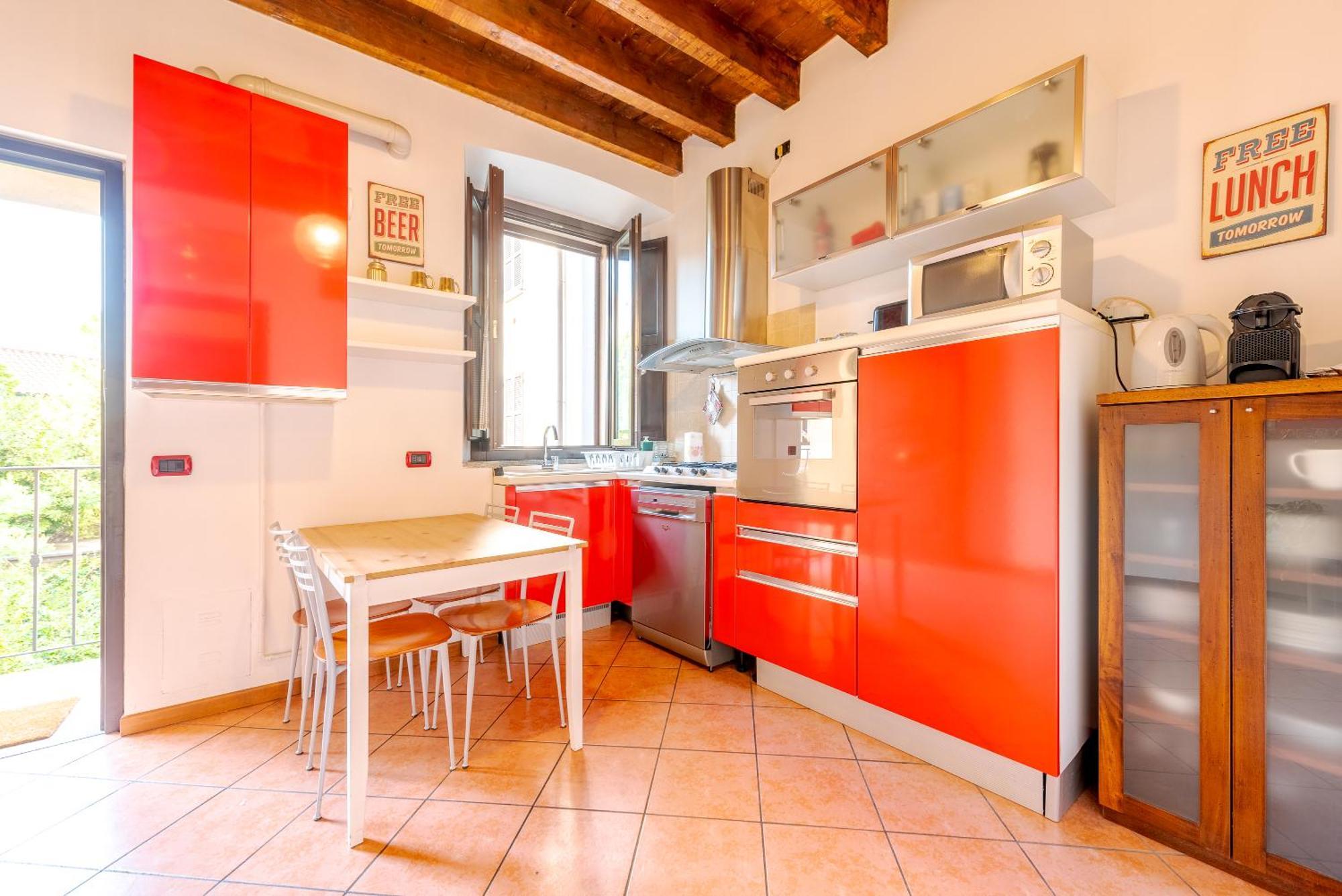 Guest Planet - Rosso Milano Apartment - Navigli Area Ngoại thất bức ảnh