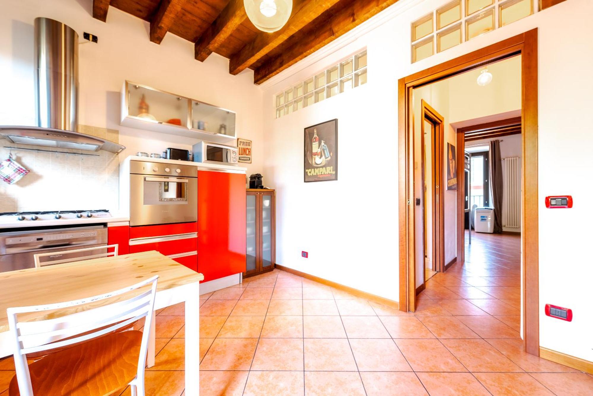 Guest Planet - Rosso Milano Apartment - Navigli Area Ngoại thất bức ảnh